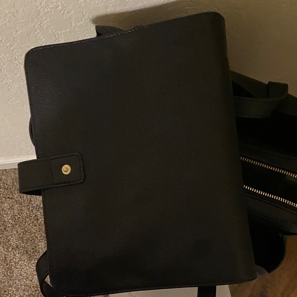 Myabetic Black Leather Handbag - Picture 9 of 11